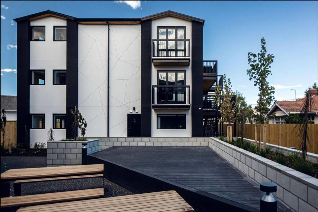 City Centre Apartment Close To Hagley Park クライストチャーチ エクステリア 写真