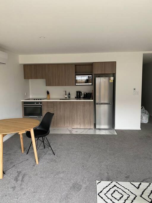 City Centre Apartment Close To Hagley Park クライストチャーチ エクステリア 写真